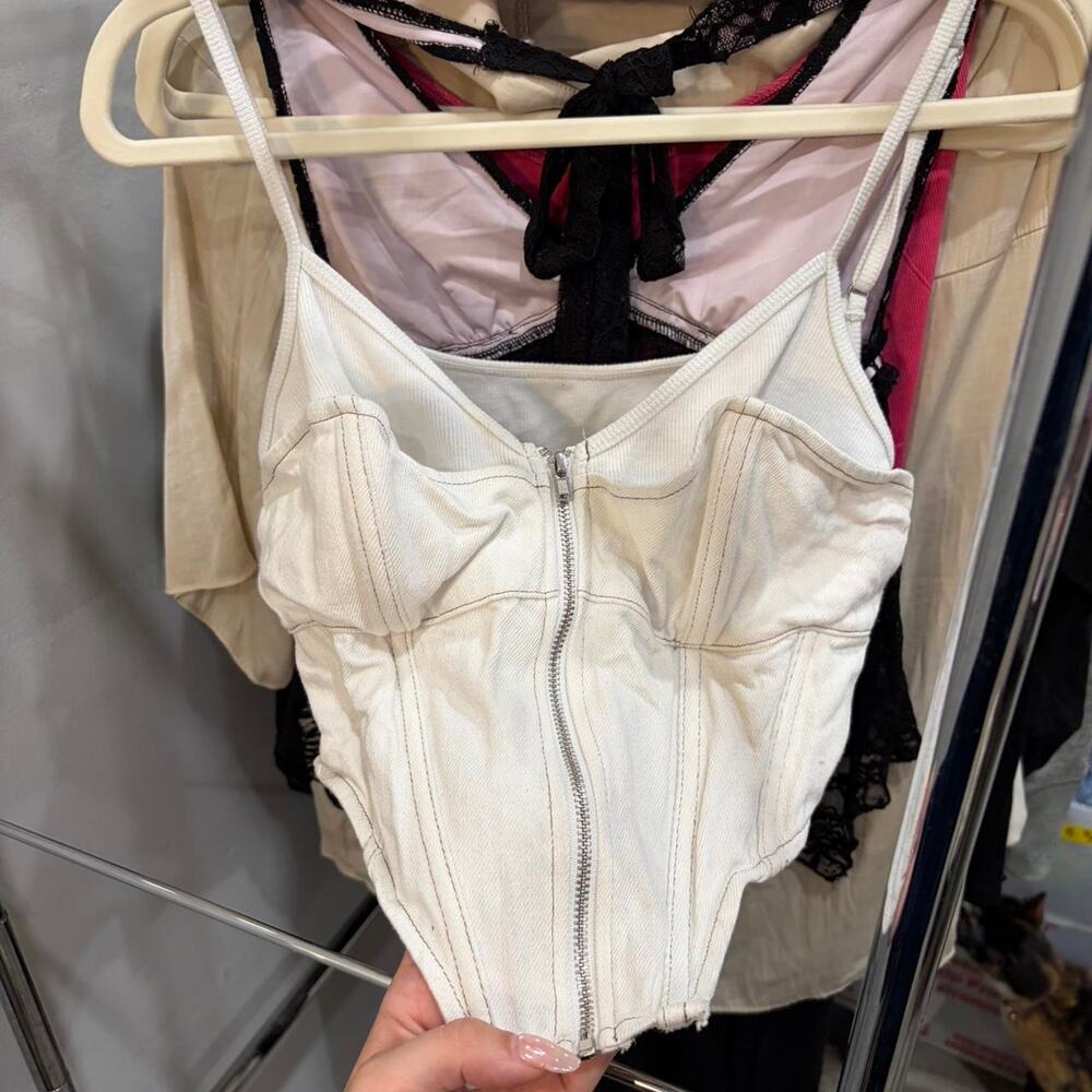 White fox corset style zip top